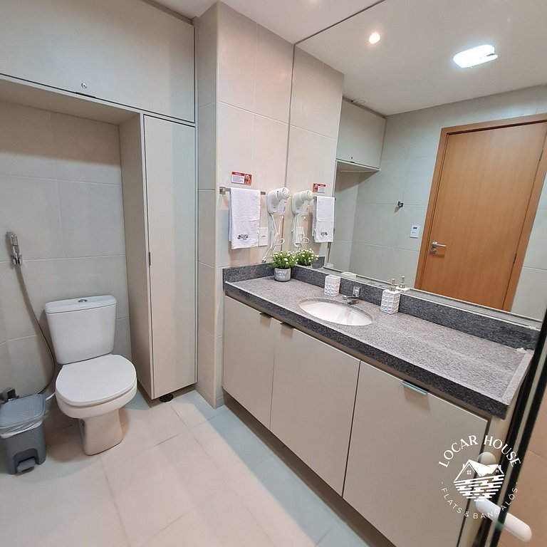 Flat 108 super luxo no Eco Resort Praia dos Carneiros ao lad