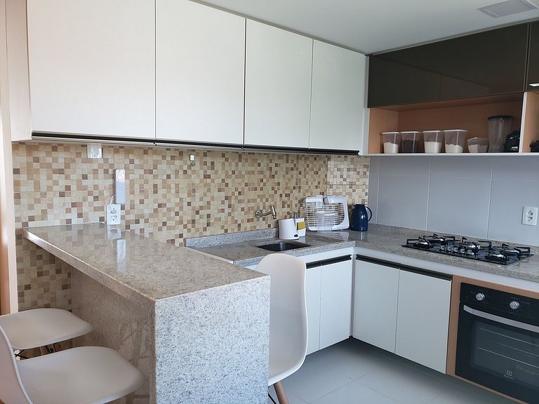 Penthouse at Maria Farinha Beach with Jacuzzi – Flat 204