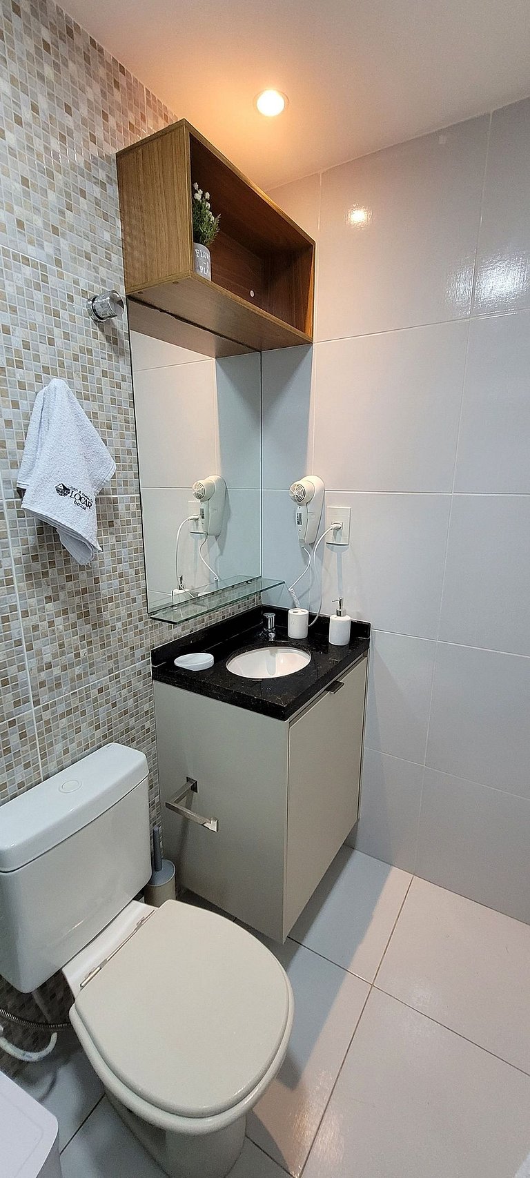 Penthouse at Maria Farinha Beach with Jacuzzi – Flat 203