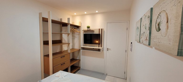 Penthouse at Maria Farinha Beach with Jacuzzi – Flat 203