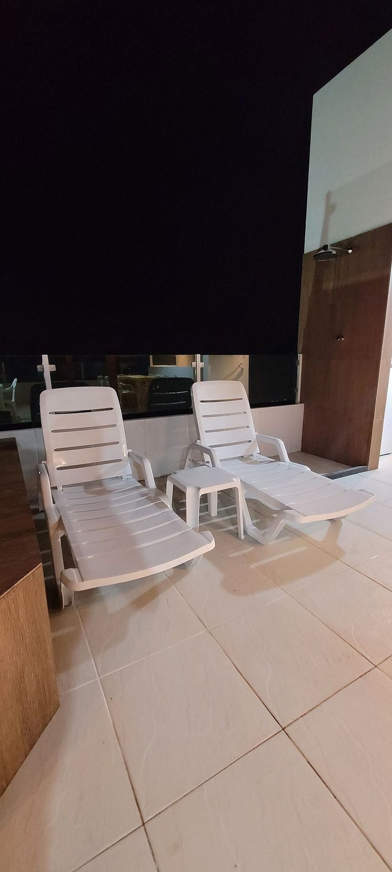 Penthouse at Maria Farinha Beach with Jacuzzi – Flat 203