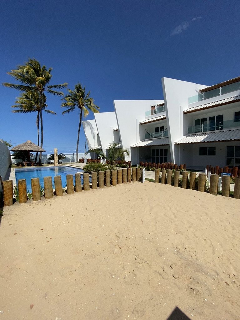 Penthouse at Maria Farinha Beach with Jacuzzi – Flat 204