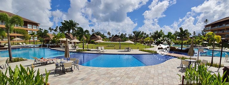 Flat 108 super luxo no Eco Resort Praia dos Carneiros ao lad