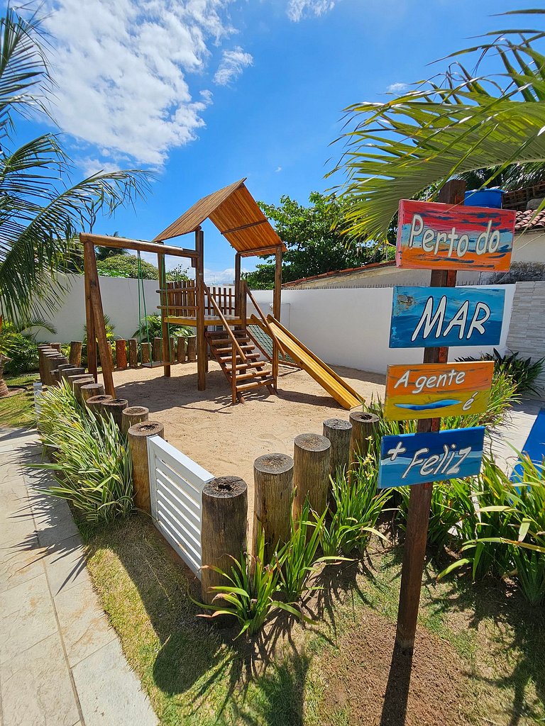Penthouse at Maria Farinha Beach with Jacuzzi – Flat 204