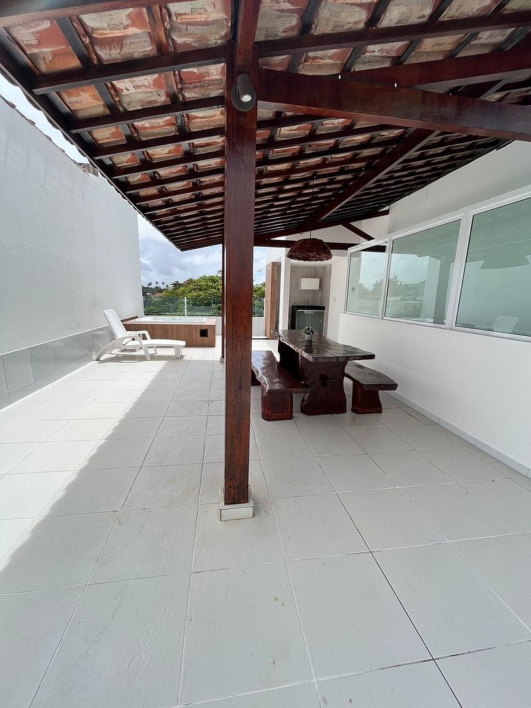 Penthouse with Jacuzzi – Maria Farinha | Flat 202