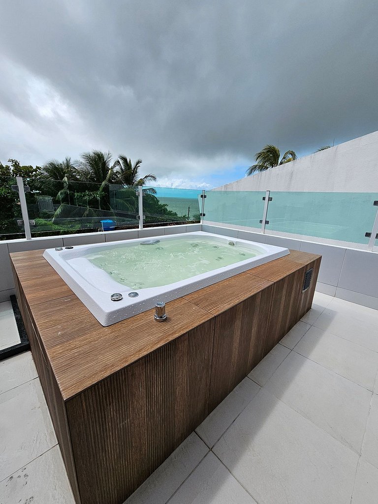 Penthouse with Jacuzzi – Maria Farinha | Flat 201