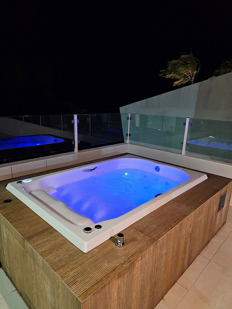 Penthouse with Jacuzzi – Maria Farinha | Flat 201