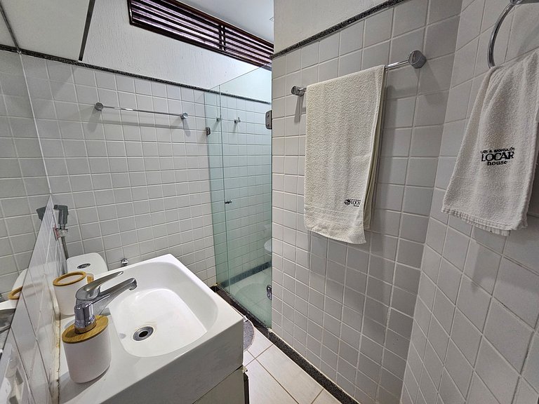 Ground Floor Flat with Private Veranda at Nannai - Locar Hou
