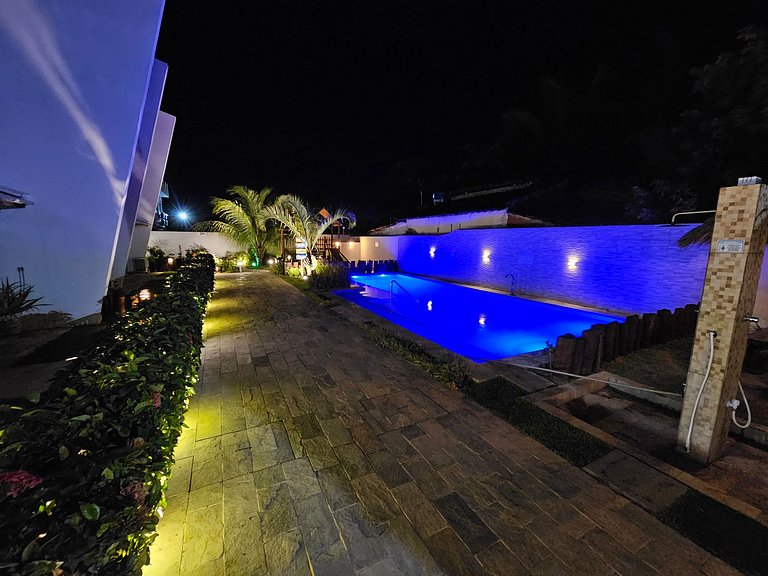 Penthouse at Maria Farinha Beach with Jacuzzi – Flat 204