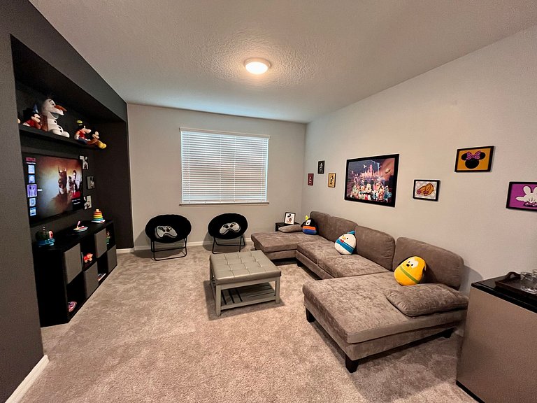 THE best house at Solara Resort 15 min from Disney with 4 bd