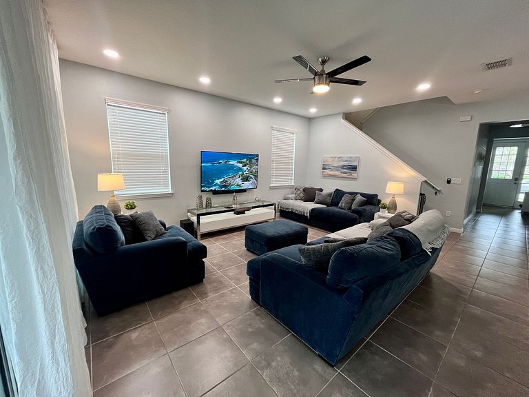 THE best house at Solara Resort 15 min from Disney with 4 bd