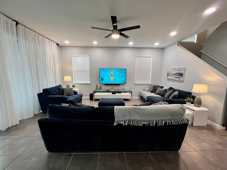THE best house at Solara Resort 12 min from Disney with 4 bd