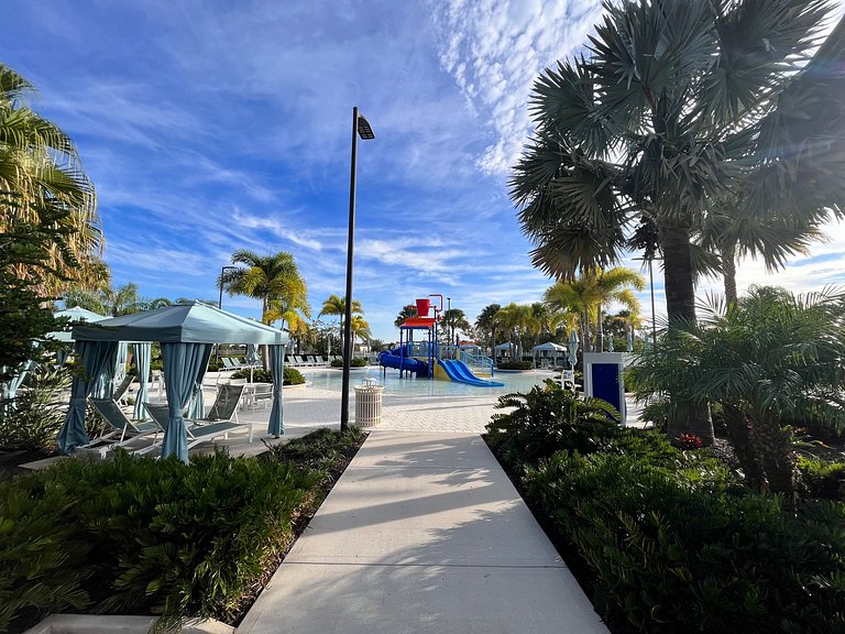 A melhor casa no Solara Resort, 15 min da Disney com 4 quart