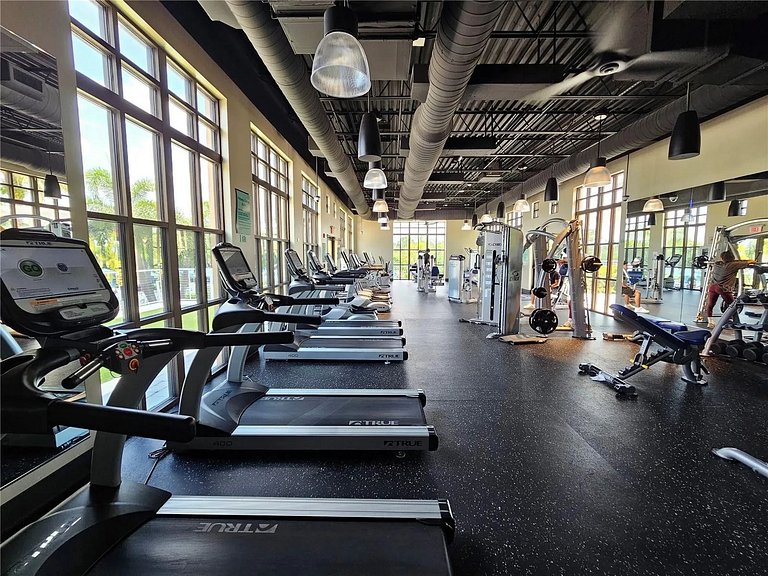THE best house at Solara Resort 15 min from Disney with 4 bd