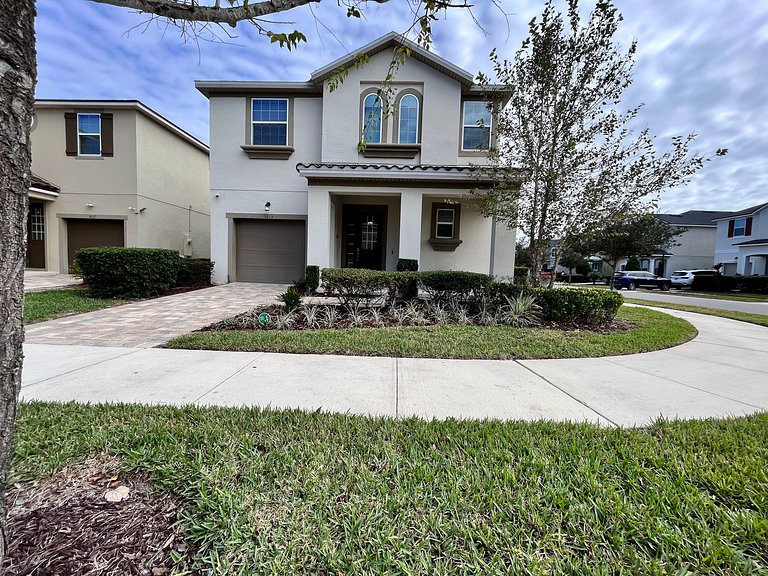 THE best house at Solara Resort 15 min from Disney with 4 bd
