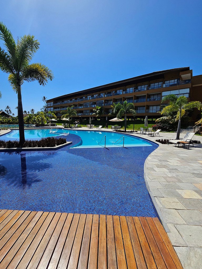 Flat 201 EM no Eco Resort Praia dos Carneiros ao lado da Igr