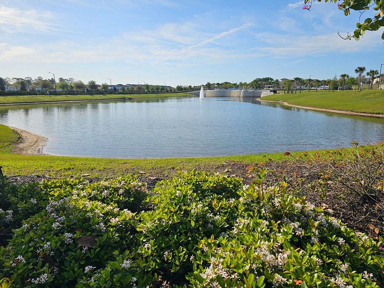 A melhor casa no Solara Resort, 15 min da Disney com 4 quart