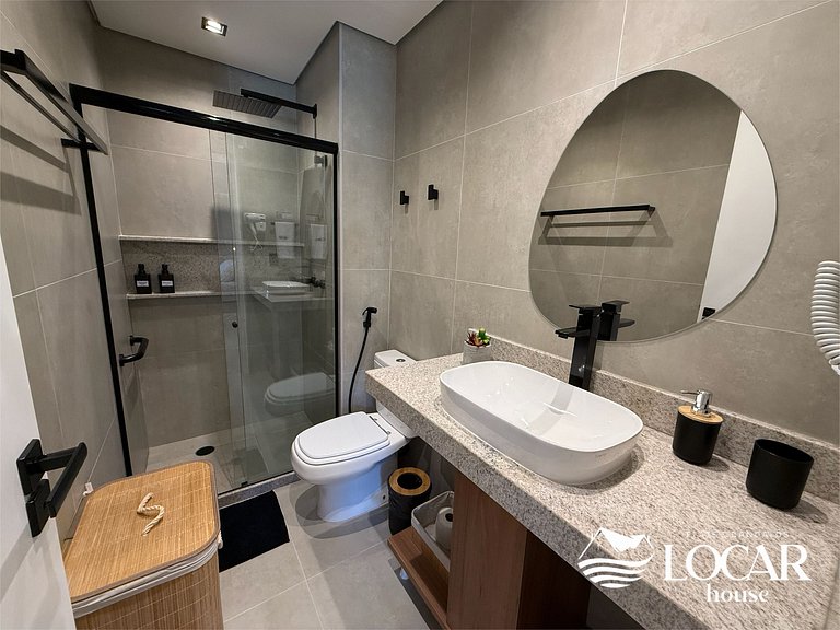 Flat Luxo com varanda gourmet e jardim privativo