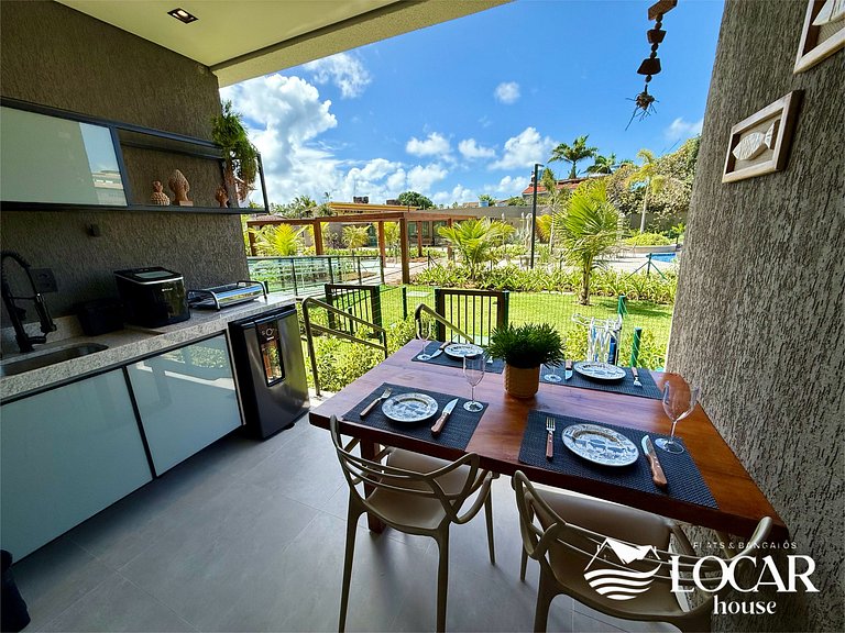 Refúgio Premium com Varanda Gourmet e Jardim Privativo no Cu