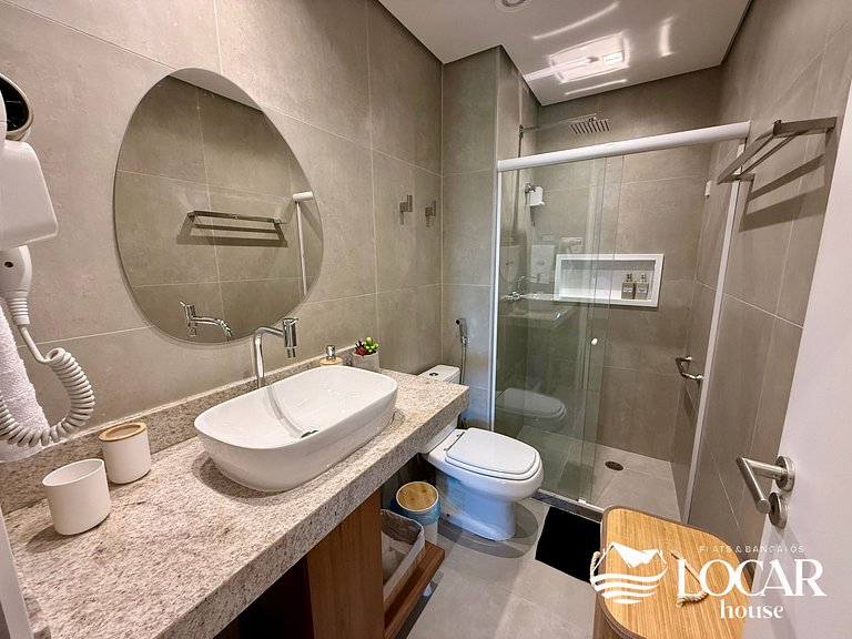Flat com varanda gourmet e jardim privativo - CUPE