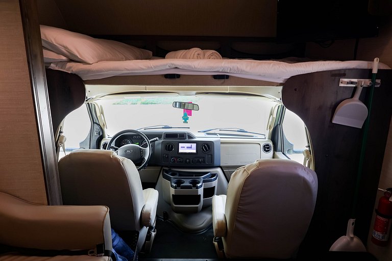 Motorhome Classe C30 – O mais completo para 6 pessoas da Flo