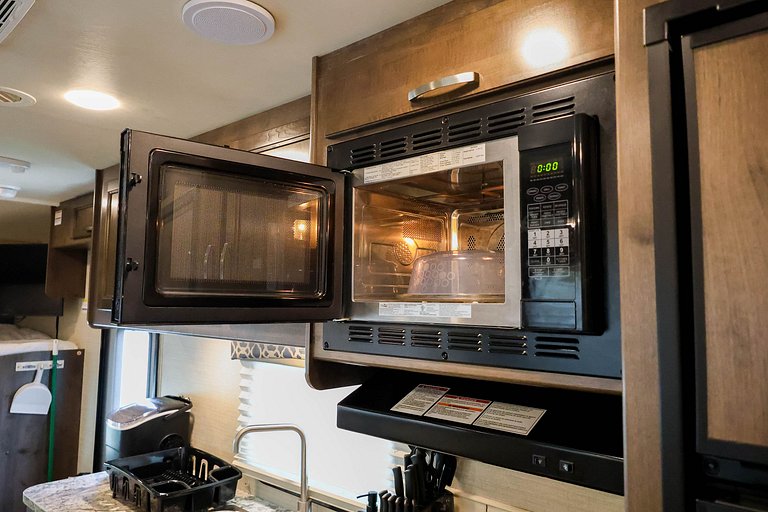 Motorhome Classe C30 – O mais completo para 6 pessoas da Flo