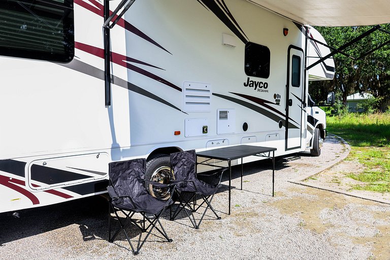 Motorhome Classe C30 – O mais completo para 6 pessoas da Flo