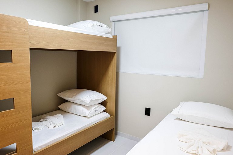 Flat Térreo Frente à Piscina com varanda gourmet - Flat 104