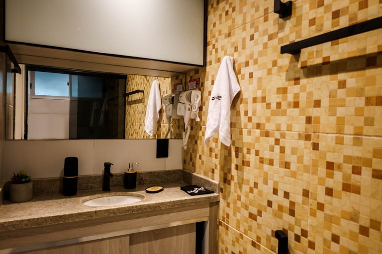 Flat Térreo Frente à Piscina com varanda gourmet - Flat 104