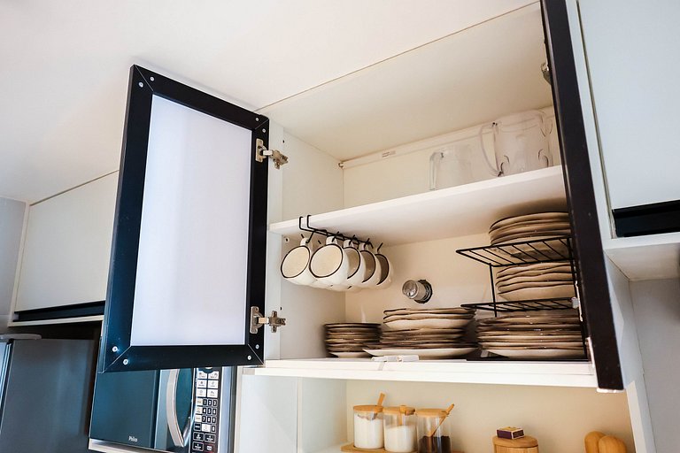 Ground Floor Flat — Poolfront with Gourmet Veranda