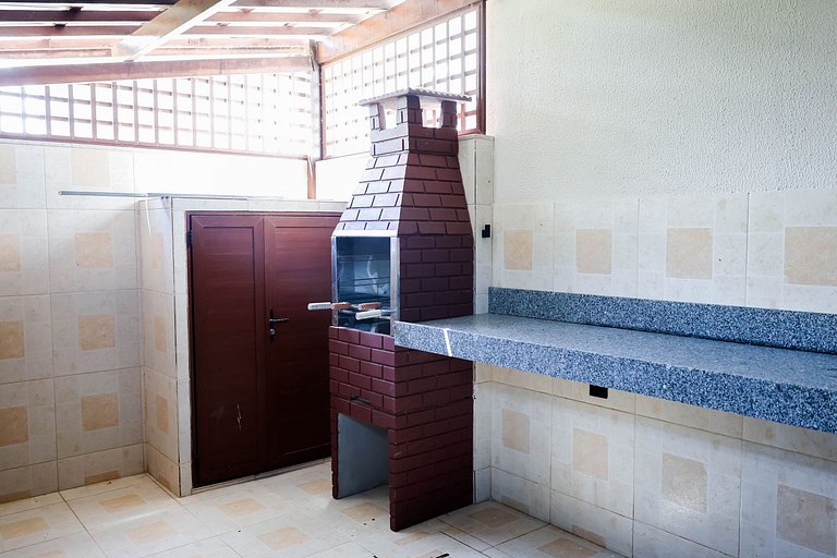 Flat Térreo Frente à Piscina com varanda gourmet