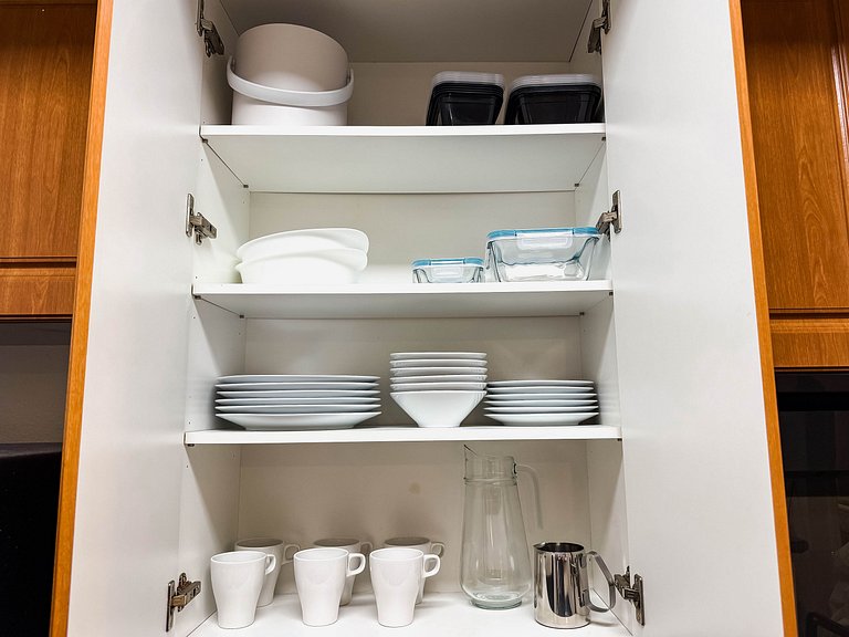 Modern Flat 4min from Universal – Up to 4 Guests