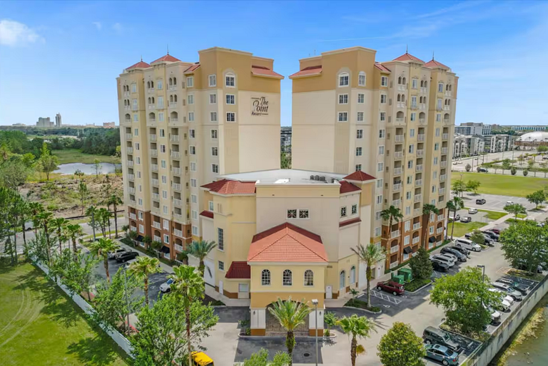 Flat 103 moderno 4min da Universal – The point Orlando
