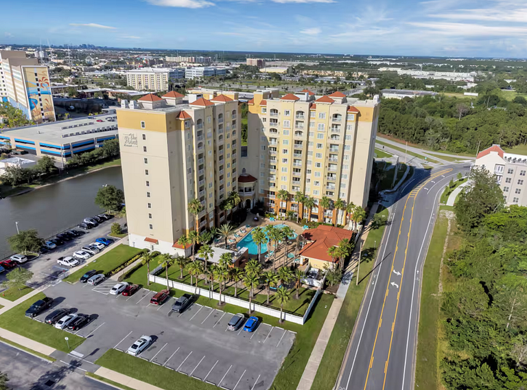 Flat 103 moderno 4min da Universal – The point Orlando