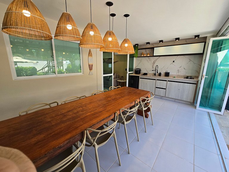 Flat Térreo Frente à Piscina com varanda gourmet