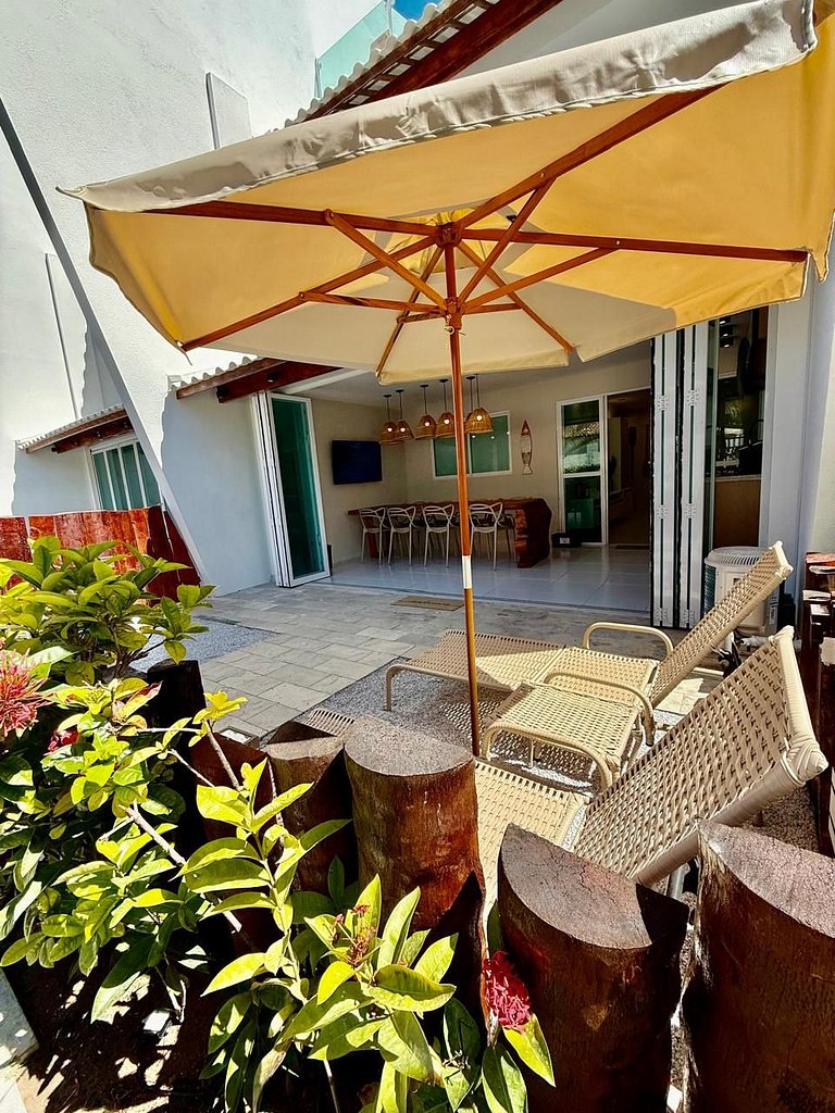 Ground Floor Flat — Poolfront with Gourmet Veranda