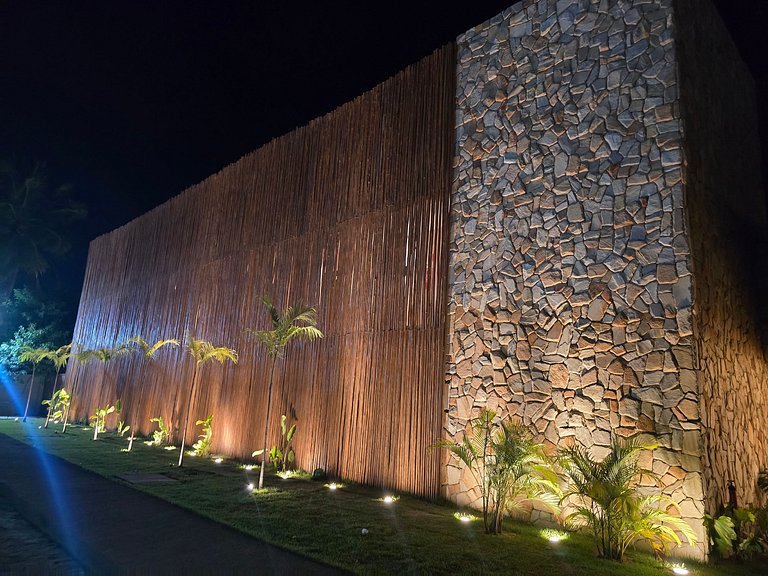 Flat Luxo Beira Mar na Rota dos Milagres 8 pessoas