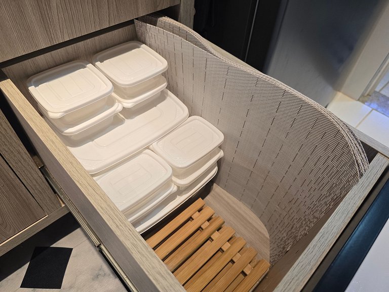 Flat Térreo Frente à Piscina com varanda gourmet