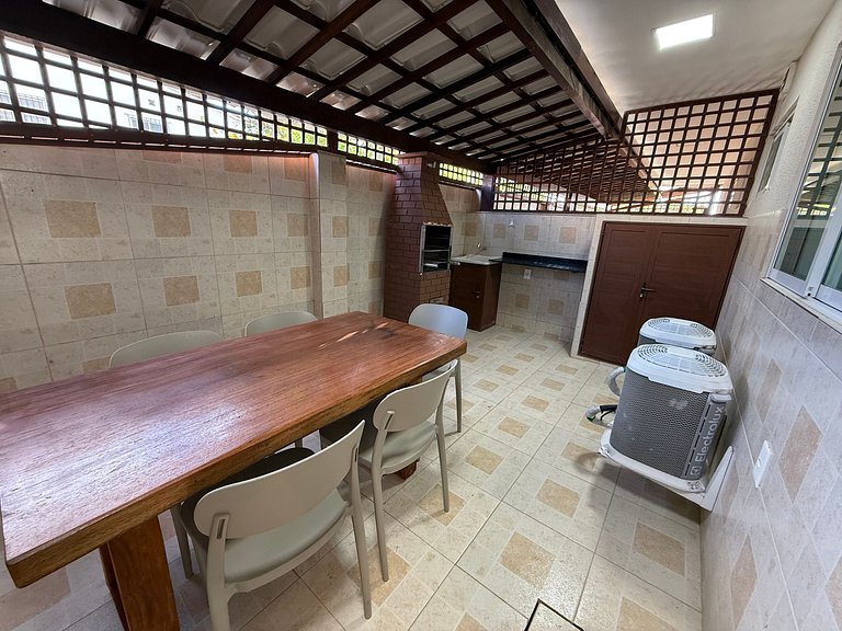 Ground-Floor Poolfront Flat with Gourmet Balcony