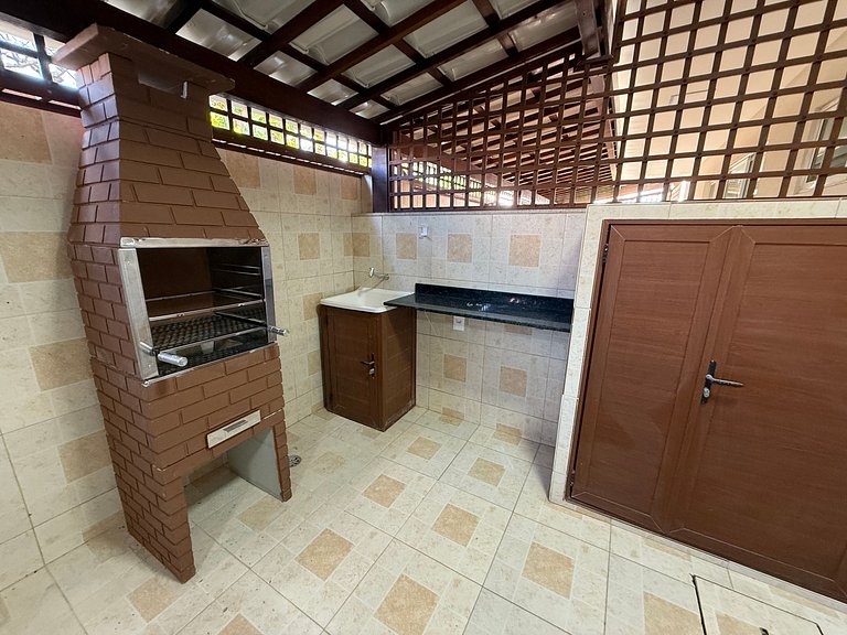 Ground-Floor Poolfront Flat with Gourmet Balcony