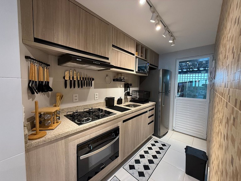 Ground-Floor Poolfront Flat with Gourmet Balcony