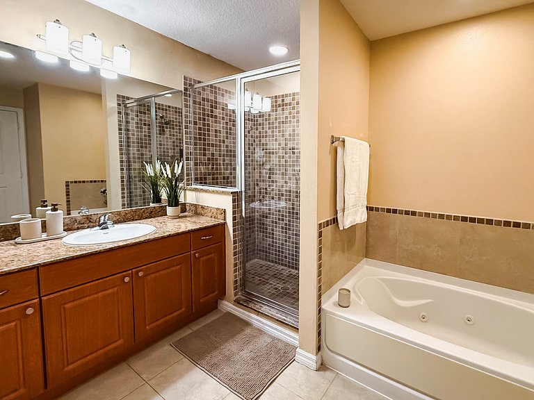 Modern Flat 1203 4min from Universal – Up to 4 Guests