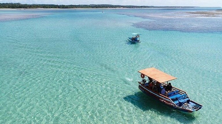 Flat Luxo Beira Mar na Rota dos Milagres 8 pessoas