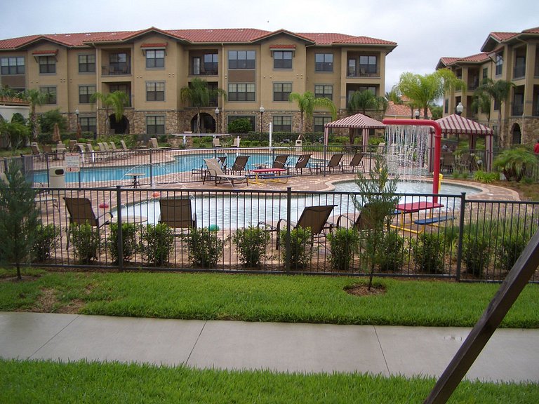 Bella Piazza Resort | Apartamento 13 min da Disney