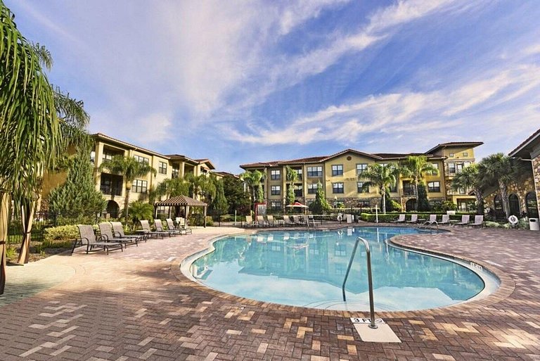 Bella Piazza Resort | Apartamento 13 min da Disney